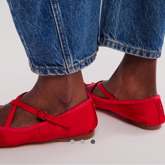 #366 Free People Red Ballet Flats with Elastic Straps - Picture 6 of 7